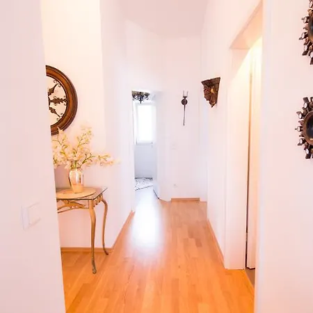 Apartment Deluxe Loft Mountain View