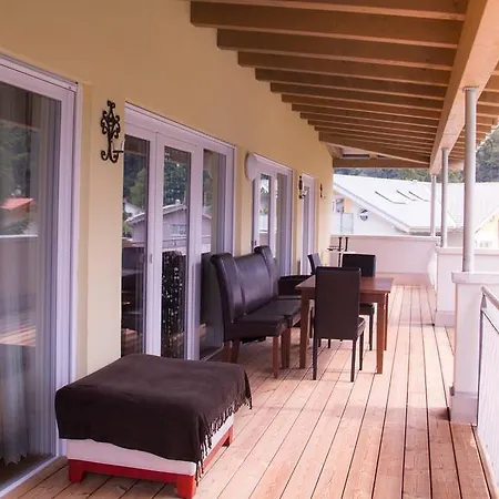 Deluxe Loft Mountain View