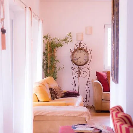 Deluxe Loft Mountain View 아파트 바트라이셴할